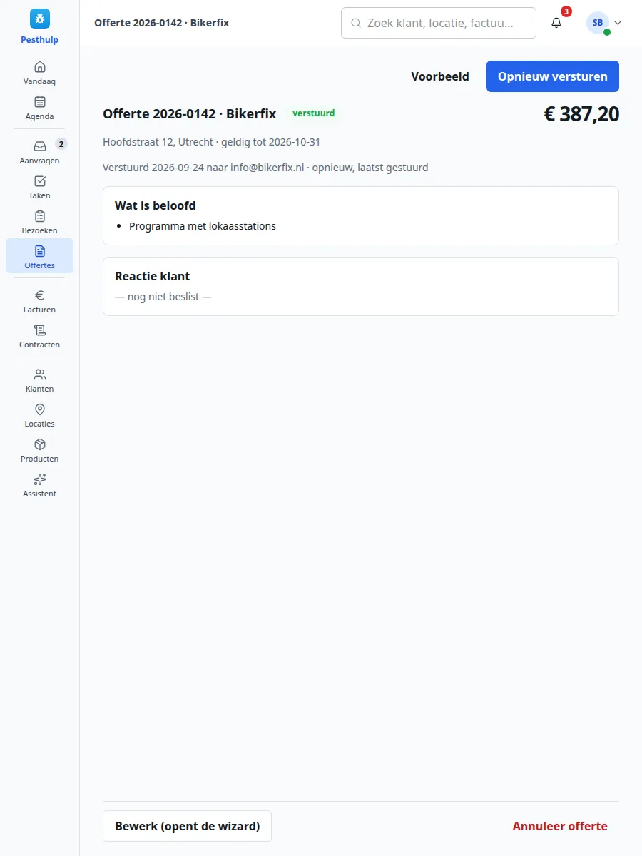 Een verstuurde offerte met het totaalbedrag, de geldigheidsdatum, wat is beloofd en de regel dat de klant nog niet beslist heeft.